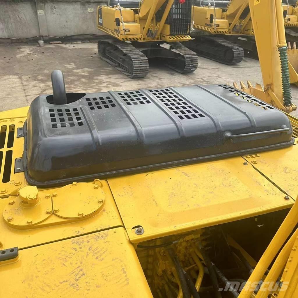Komatsu PC 200-7 حفارات زحافة