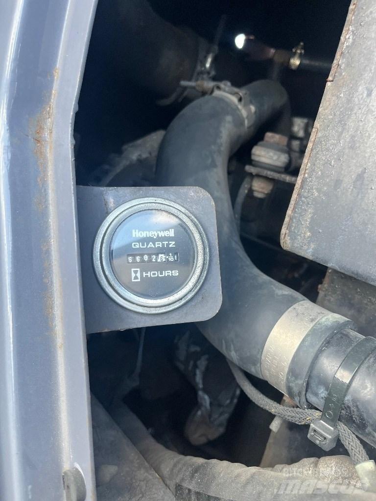 Terex RT 230-1 رافعات الطرق الوعرة