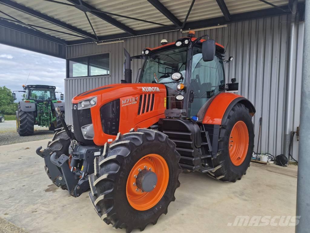 Kubota M7132 KVT الجرارات