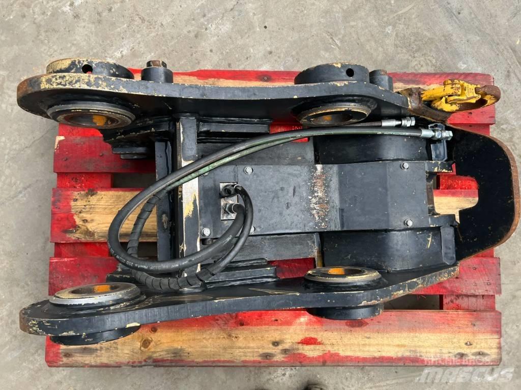 Volvo S1 - 323D موصلات سريعة