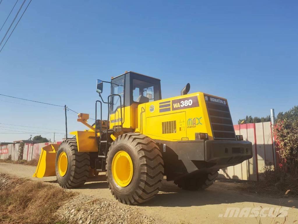 Komatsu WA 380-5 لوادر بعجل
