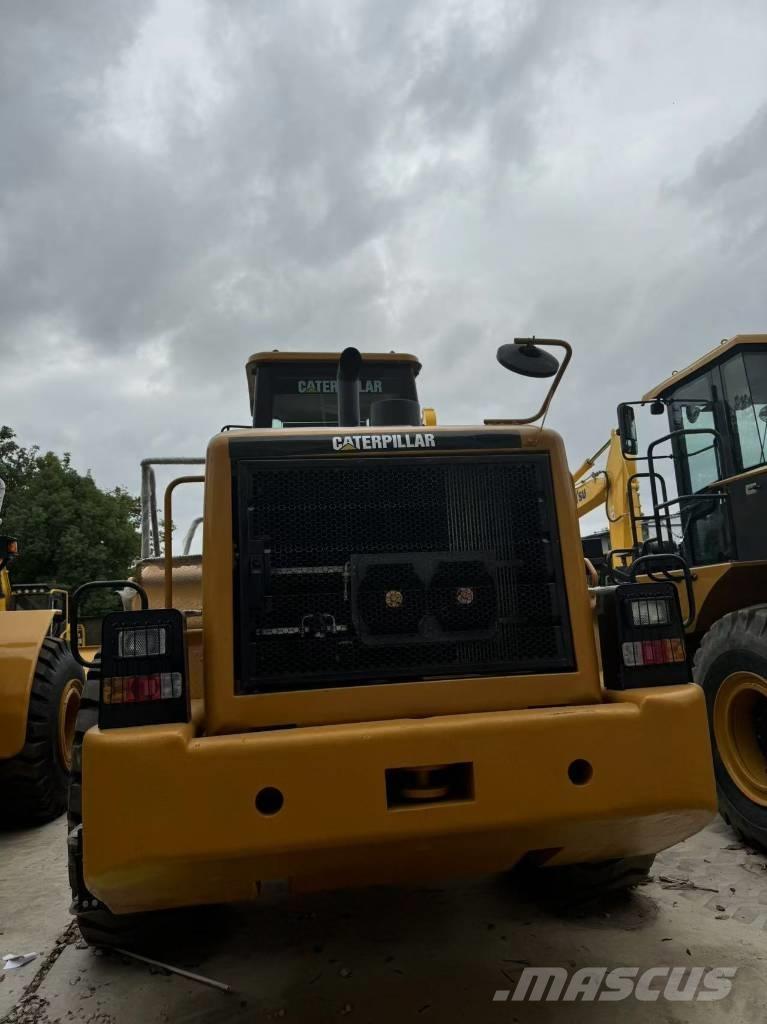 CAT 966 H لوادر بعجل