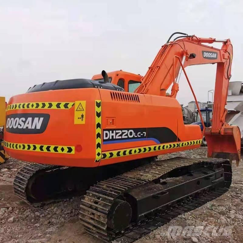Doosan DH 220 LC-7 حفارات زحافة