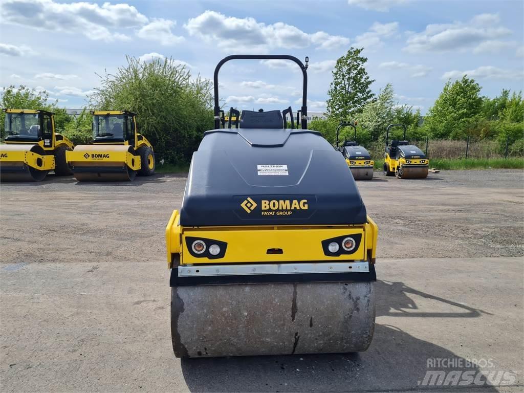 Bomag BW 138 AD-5 مداحل ثنائية الاسطوانة