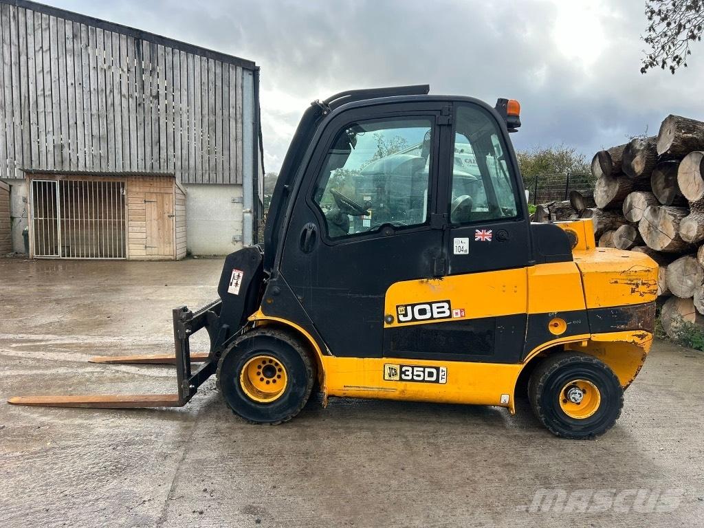 JCB 35 D شاحنات الديزل