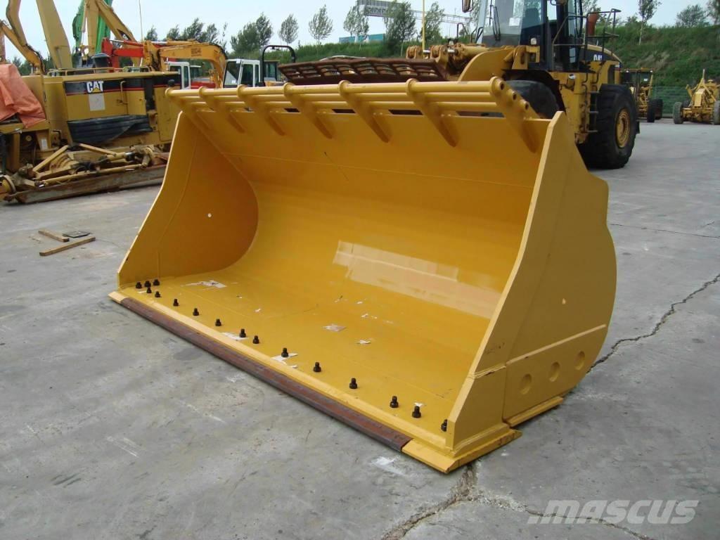 CAT 980 دلاء