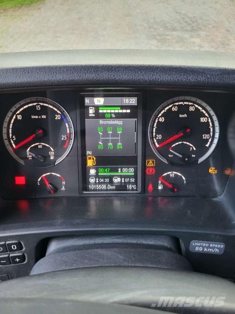 Scania R580 شاحنات ذات صهاريج