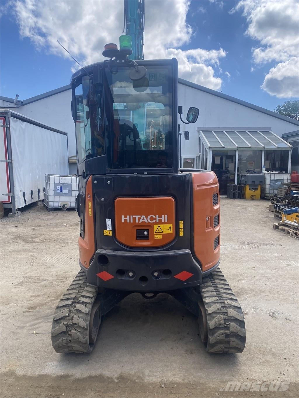 Hitachi Zaxis33U-6 حفارات صغيرة أقل من 7 طن (حفارات صغيرة)