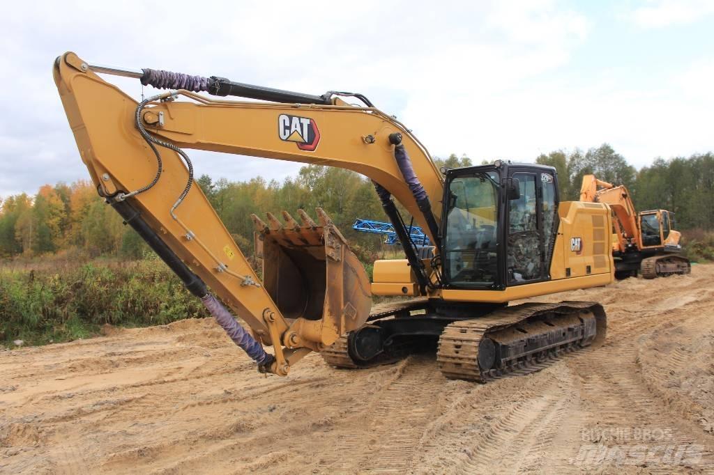 CAT 320GC حفارات زحافة