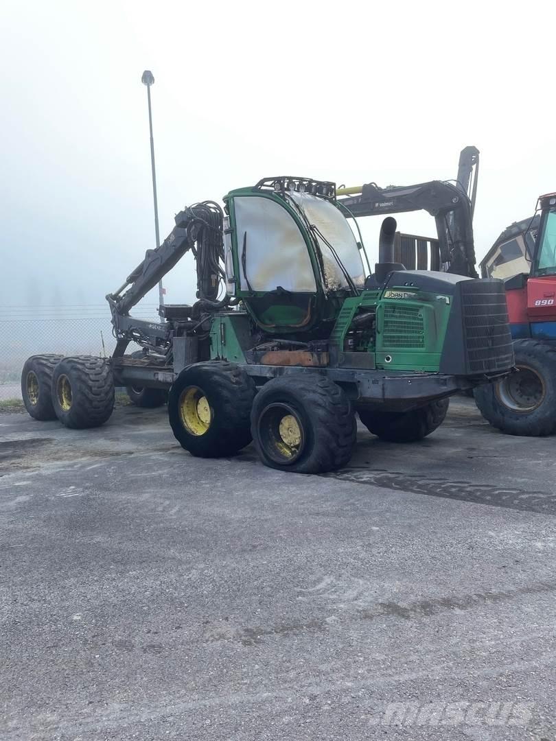 John Deere 1210E شاحنات