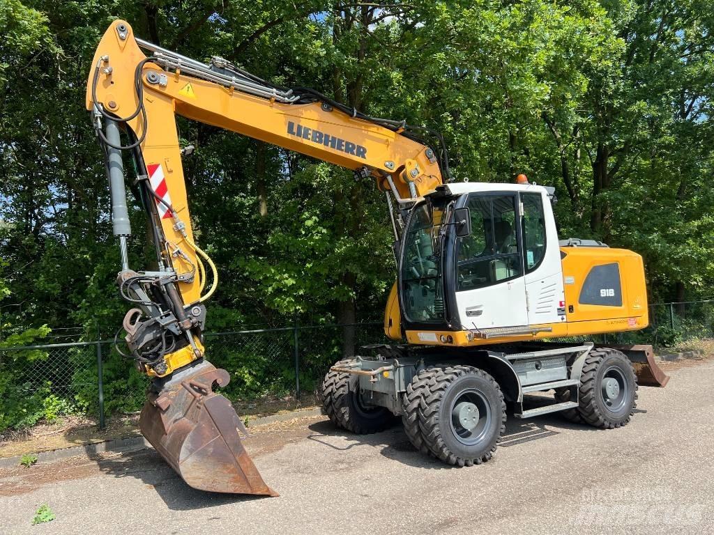 Liebherr A 918 حفارات بعجل