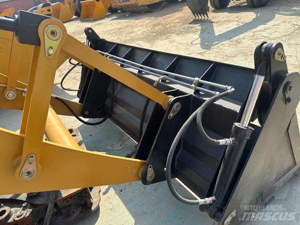 CAT 420 F حفارات زحافة