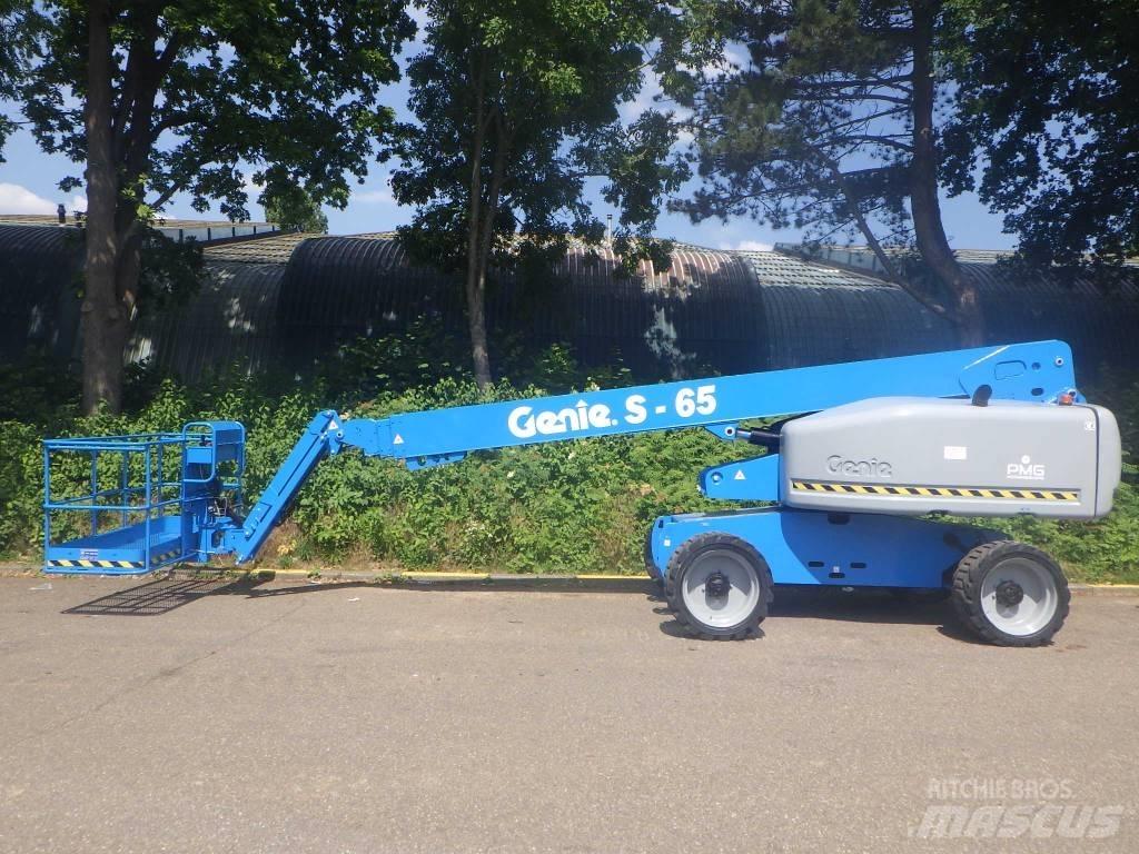 Genie S65 رافعات سلة تلسكوبية