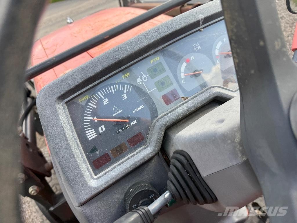 Kubota STV 36 جرارات مدمجة