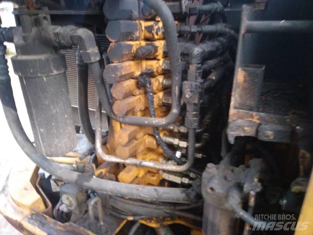 CAT 308 E 2 CR حفارات وسط 7 طن - 12 طن