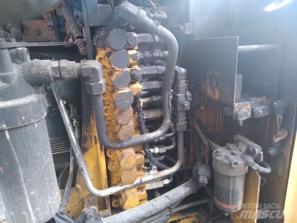 CAT 308 E 2 CR حفارات وسط 7 طن - 12 طن