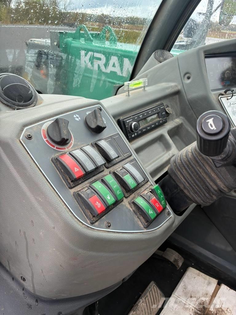 Kramer KT 557 معدات مناولة لأغراض الزراعة