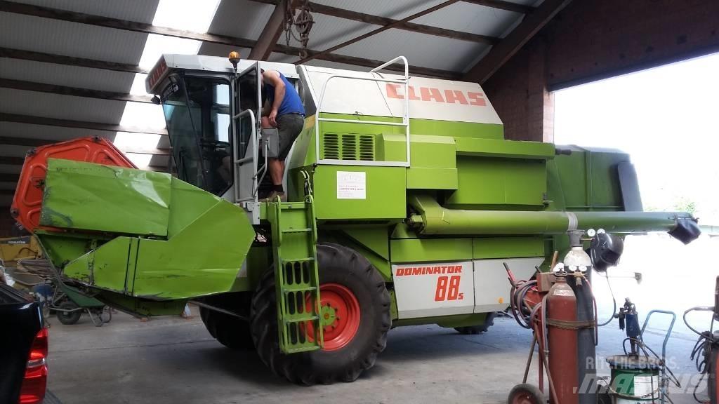 CLAAS Dominator 88 S حصادات
