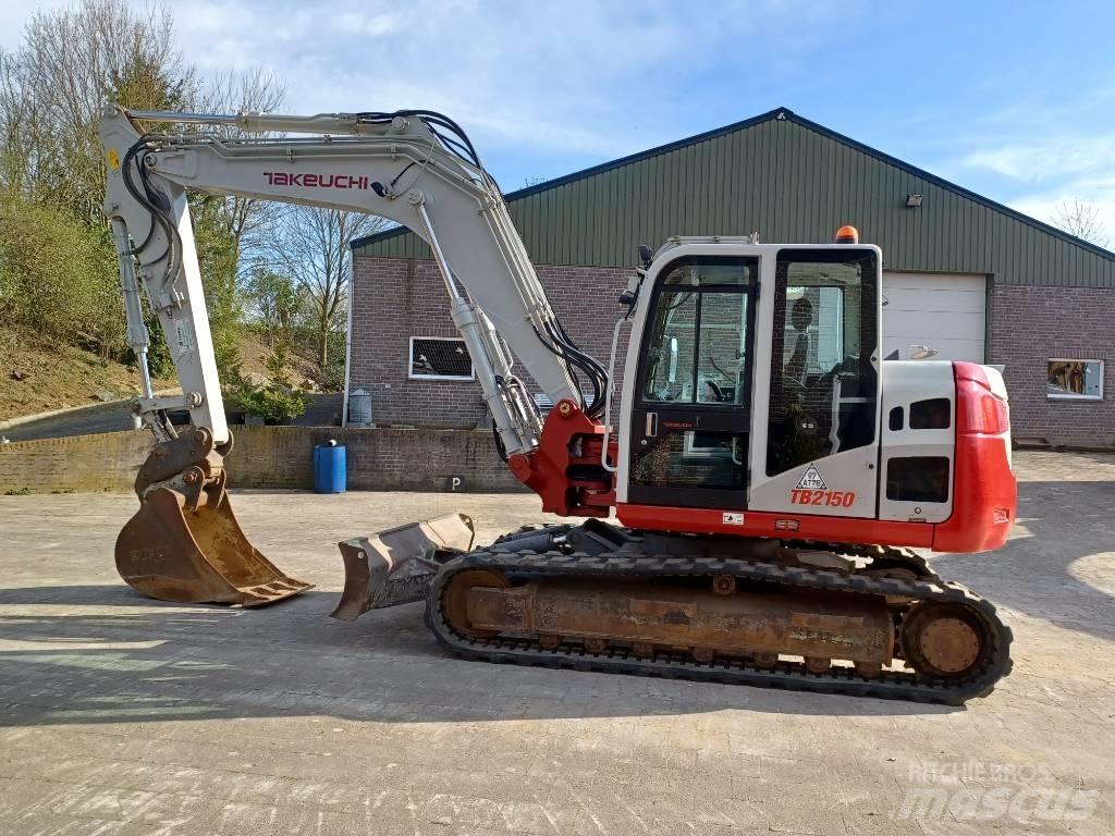 Takeuchi TB 2150 حفارات زحافة