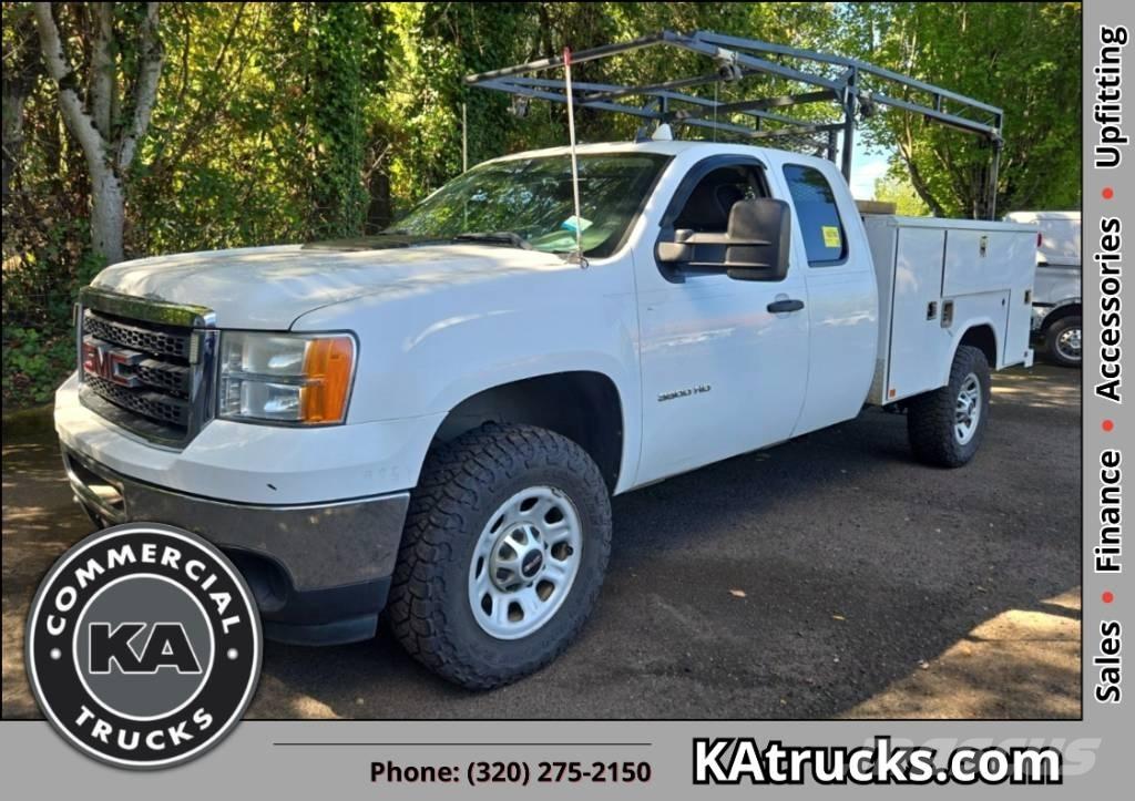 GMC Sierra 3500 HD شاحنات خفيفة/مفصلية الجوانب