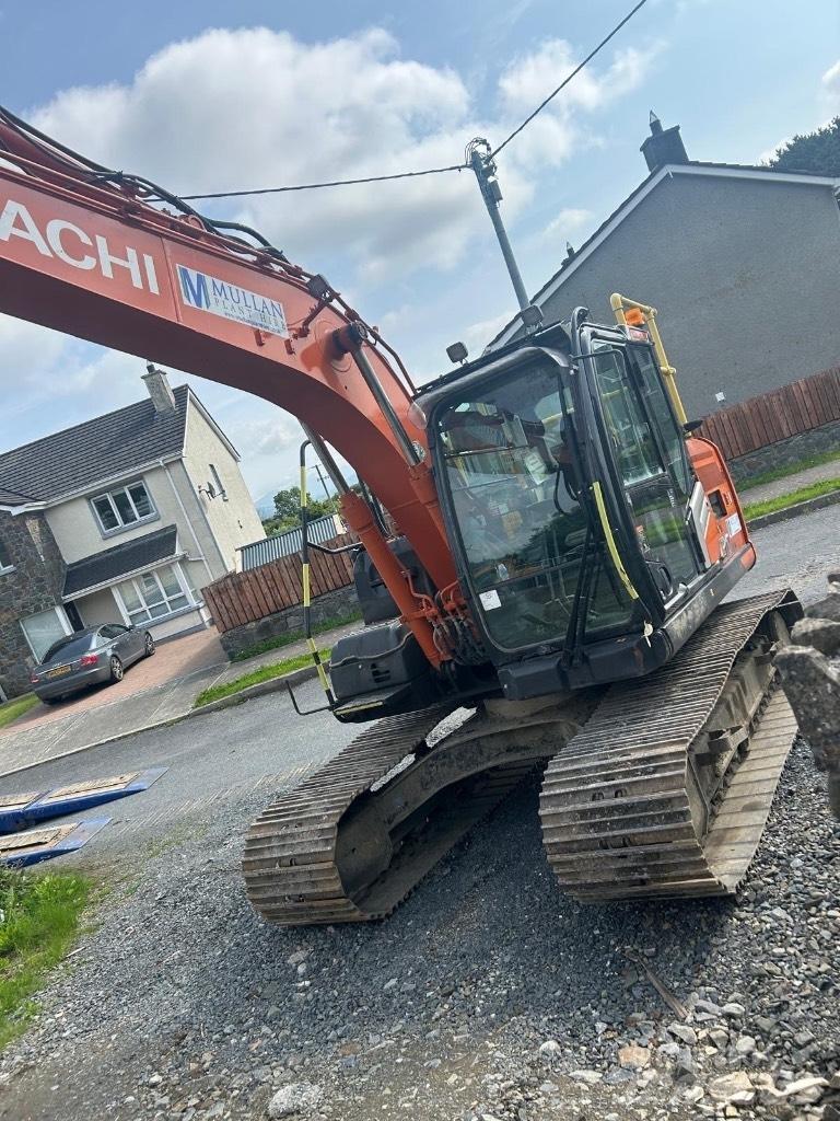 Hitachi ZX130 LCN-7 حفارات زحافة
