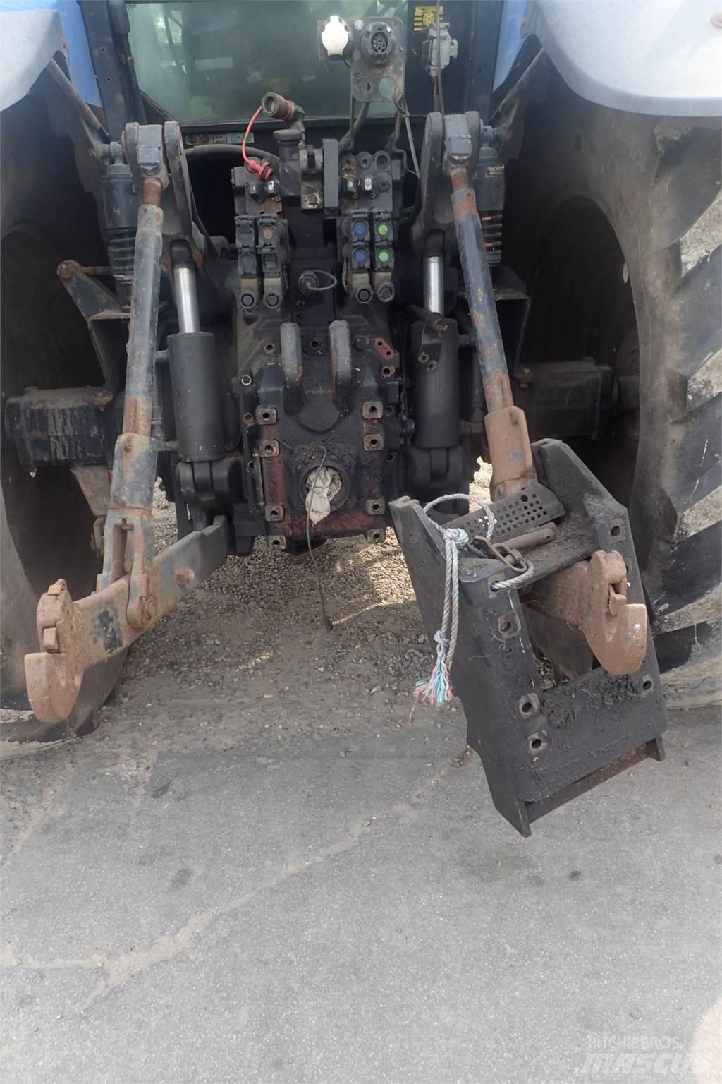 New Holland TM190 الجرارات