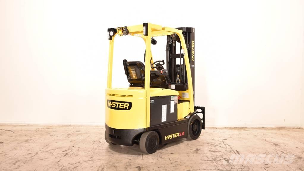 Hyster E3.0XN شاحنات ذات رافعات شوكية تعمل بالكهرباء