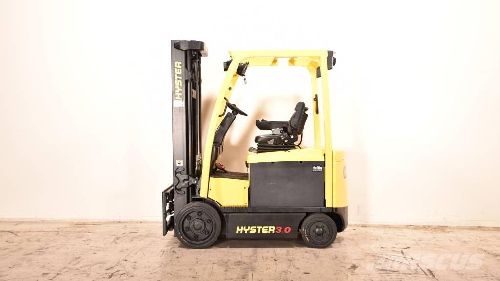 Hyster E3.0XN شاحنات ذات رافعات شوكية تعمل بالكهرباء