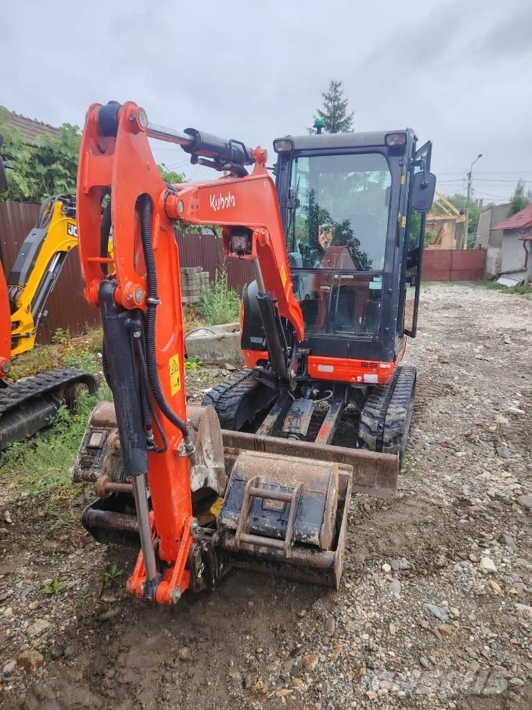 Kubota U 27-4 حفارات صغيرة أقل من 7 طن (حفارات صغيرة)