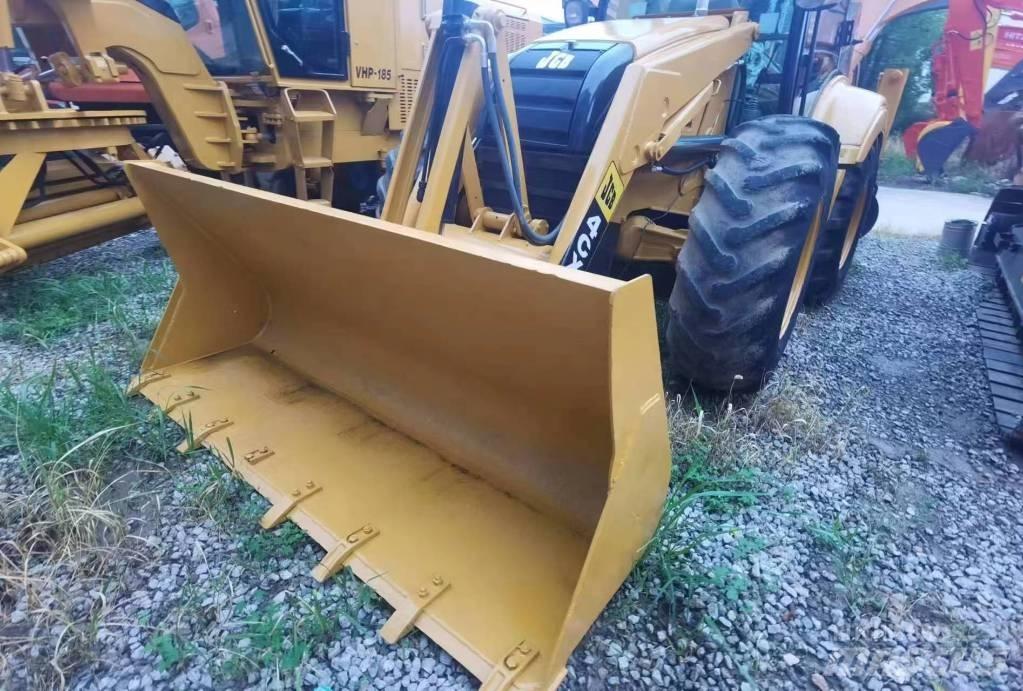 JCB 4 CX لوادر ذات جرافات عكسية