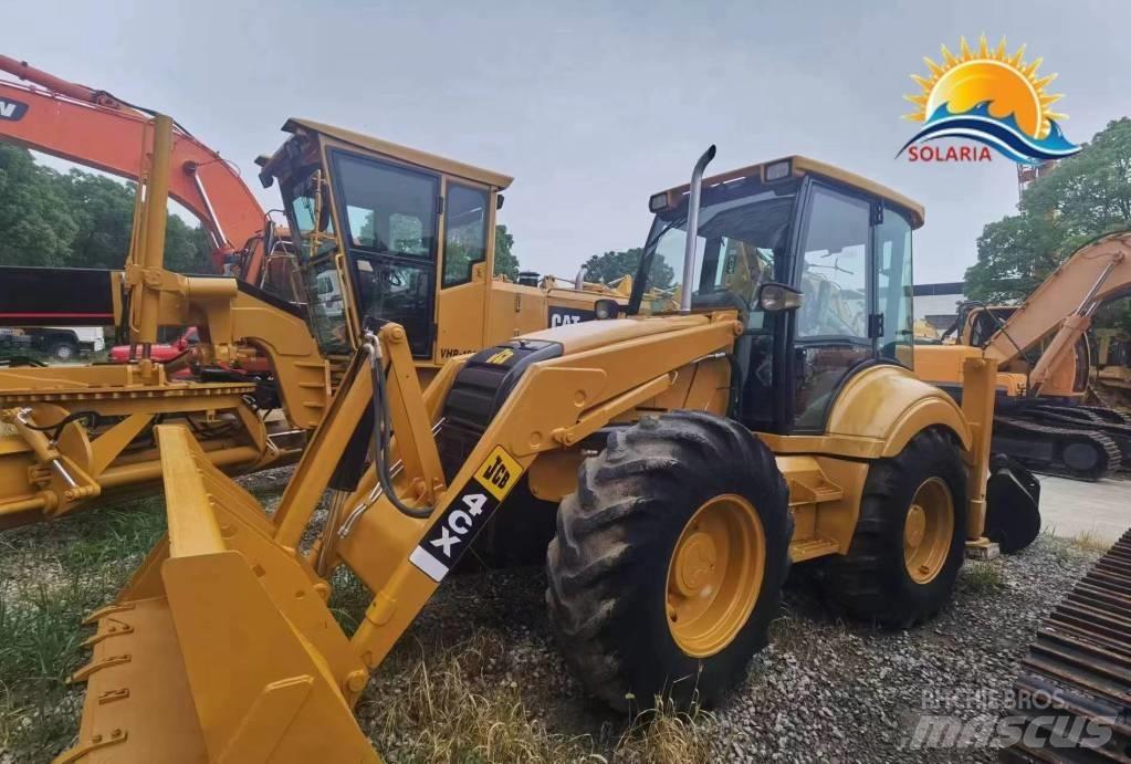 JCB 4 CX لوادر ذات جرافات عكسية