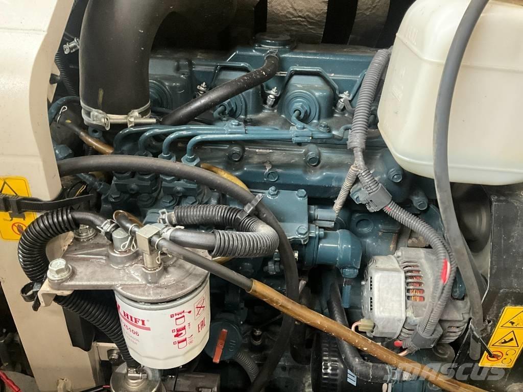 Kubota U 48-4 حفارات صغيرة أقل من 7 طن (حفارات صغيرة)