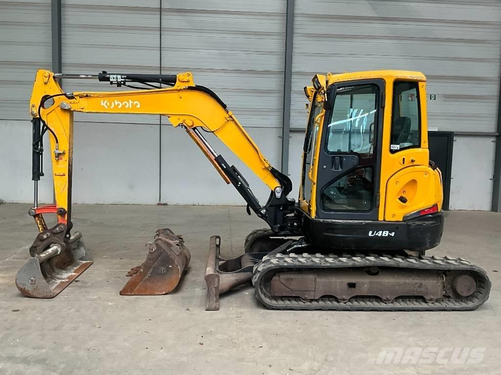 Kubota U 48-4 حفارات صغيرة أقل من 7 طن (حفارات صغيرة)