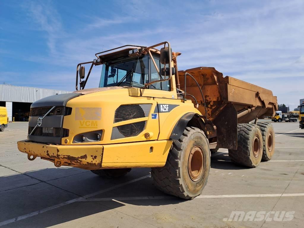 Volvo A25F ساحبات مفصلية