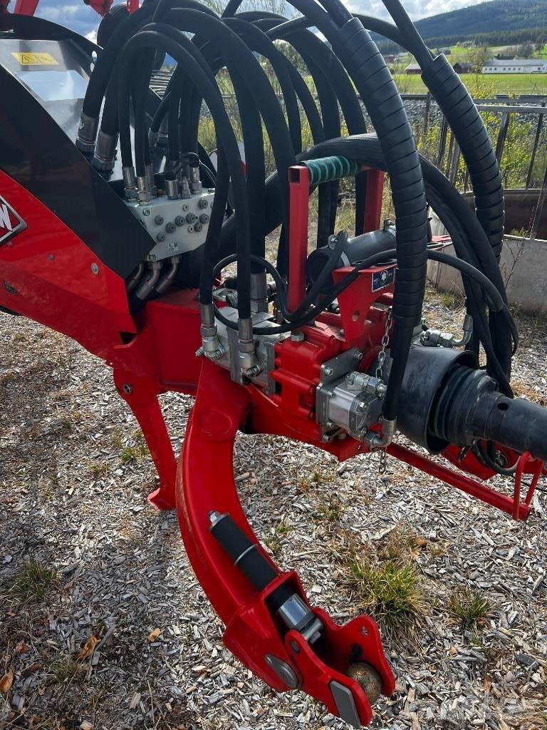 Kuhn GA 13131 مكابس وميبسات التبن