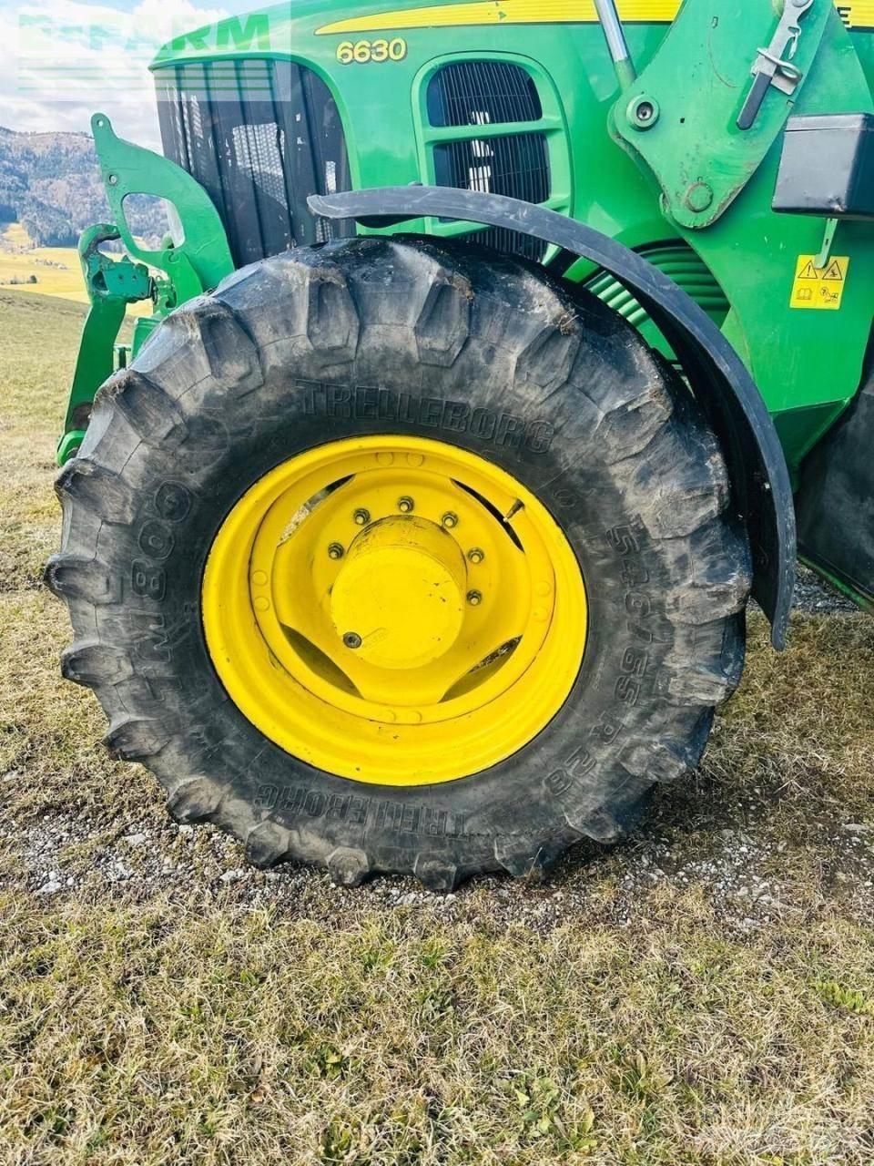 John Deere 6630 الجرارات