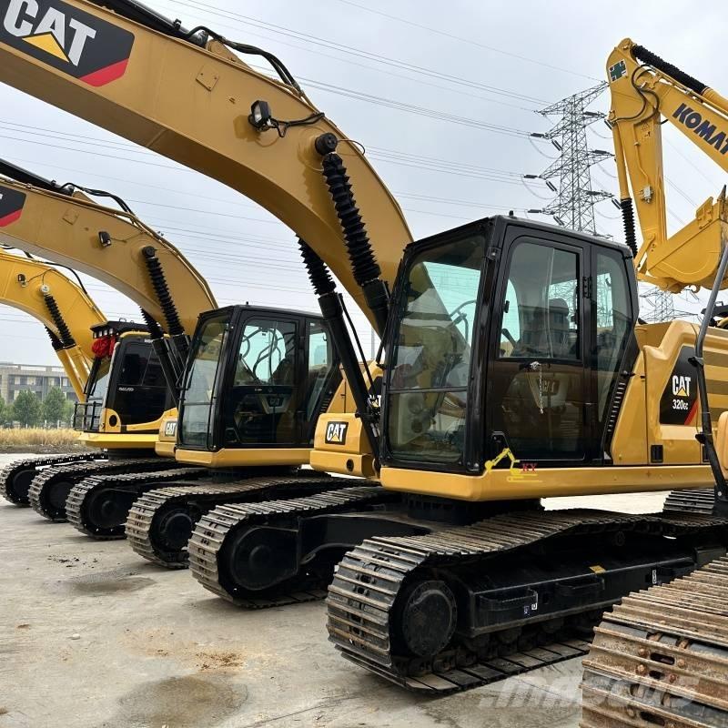 CAT 320gc حفارات زحافة