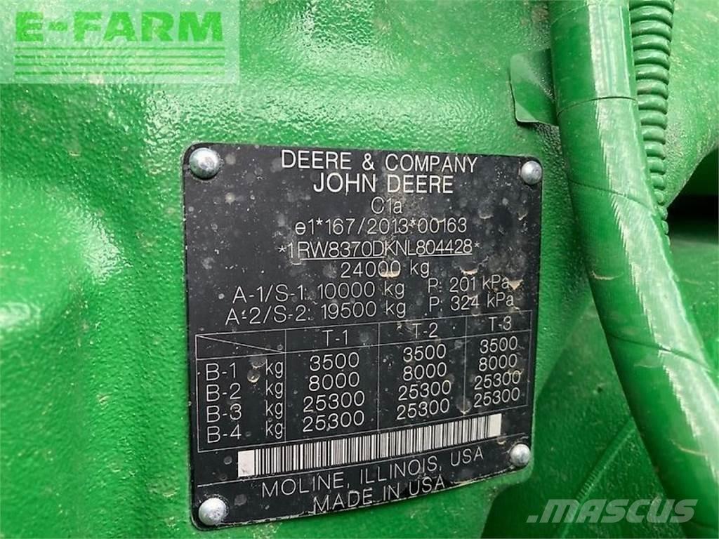 John Deere 8rx370 الجرارات