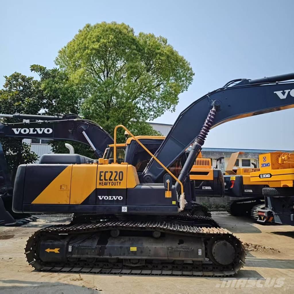 Volvo EC 220 حفارات زحافة
