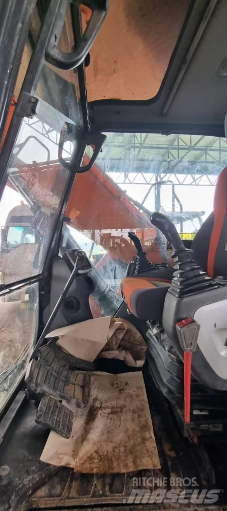 Doosan DX140LC-5 حفارات زحافة