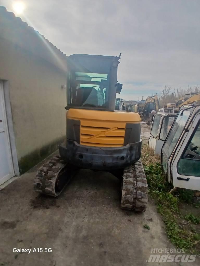Volvo ECR 48 C حفارات صغيرة أقل من 7 طن (حفارات صغيرة)
