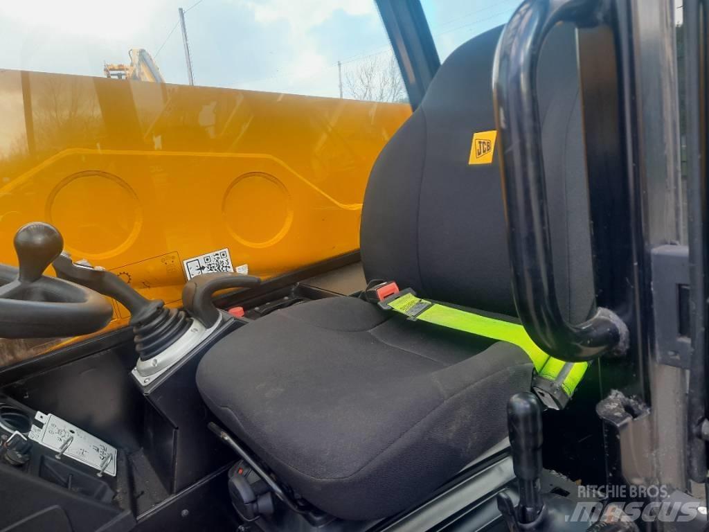 JCB 541-70 معدات مناولة لأغراض الزراعة