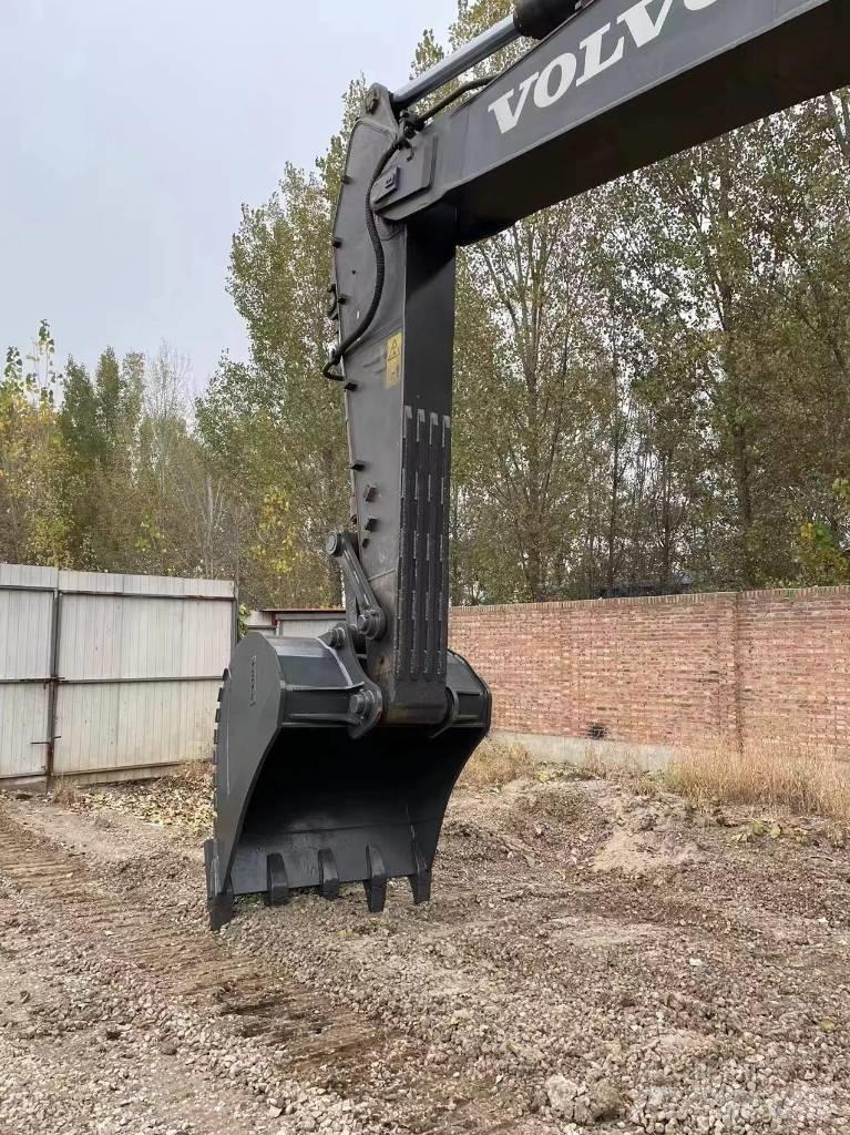 Volvo EC 480 D L حفارات زحافة