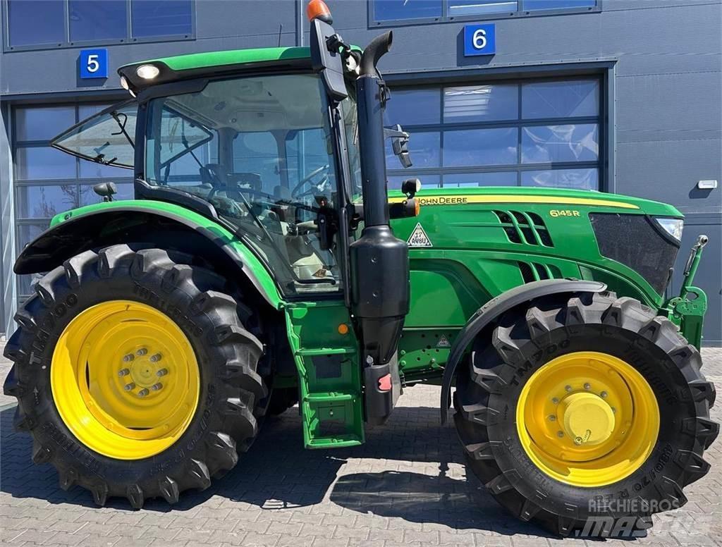 John Deere 6145R الجرارات