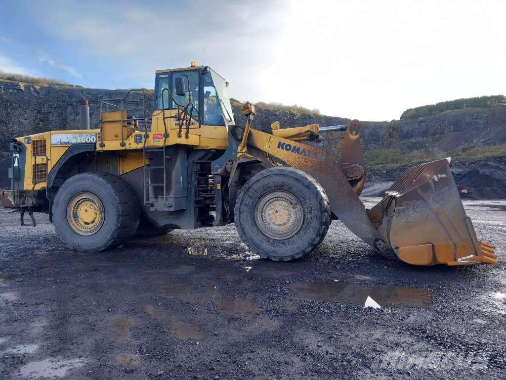 Komatsu WA 600-6 لوادر بعجل
