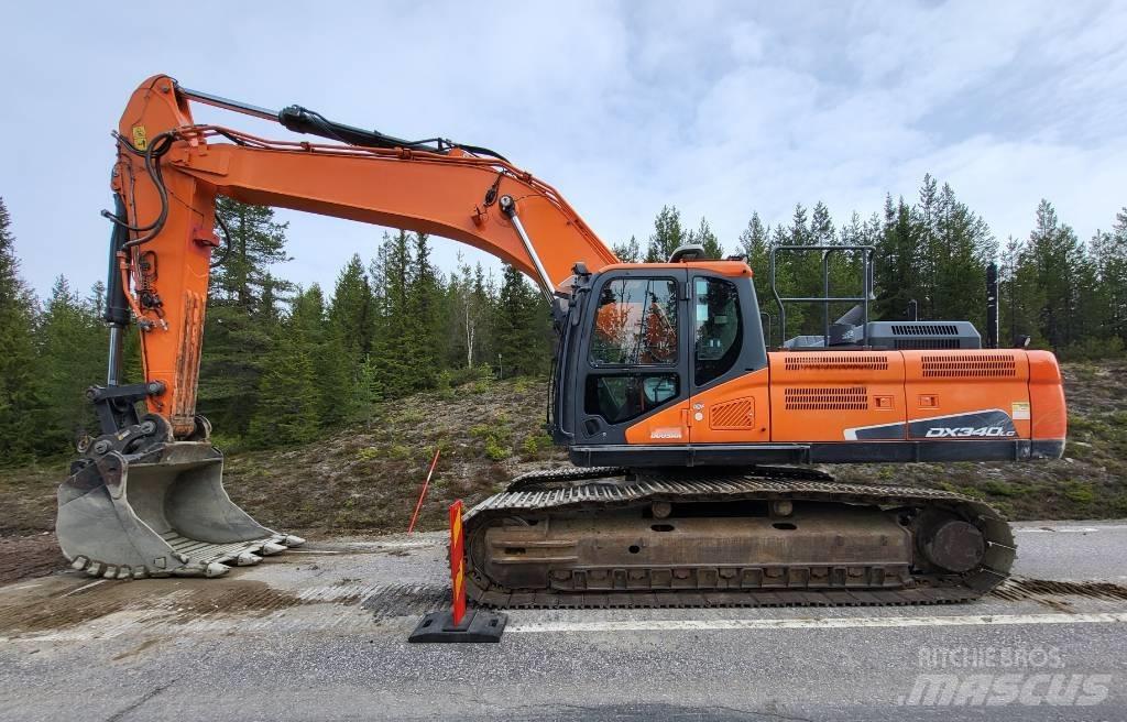 Doosan DX 340 LC حفارات زحافة