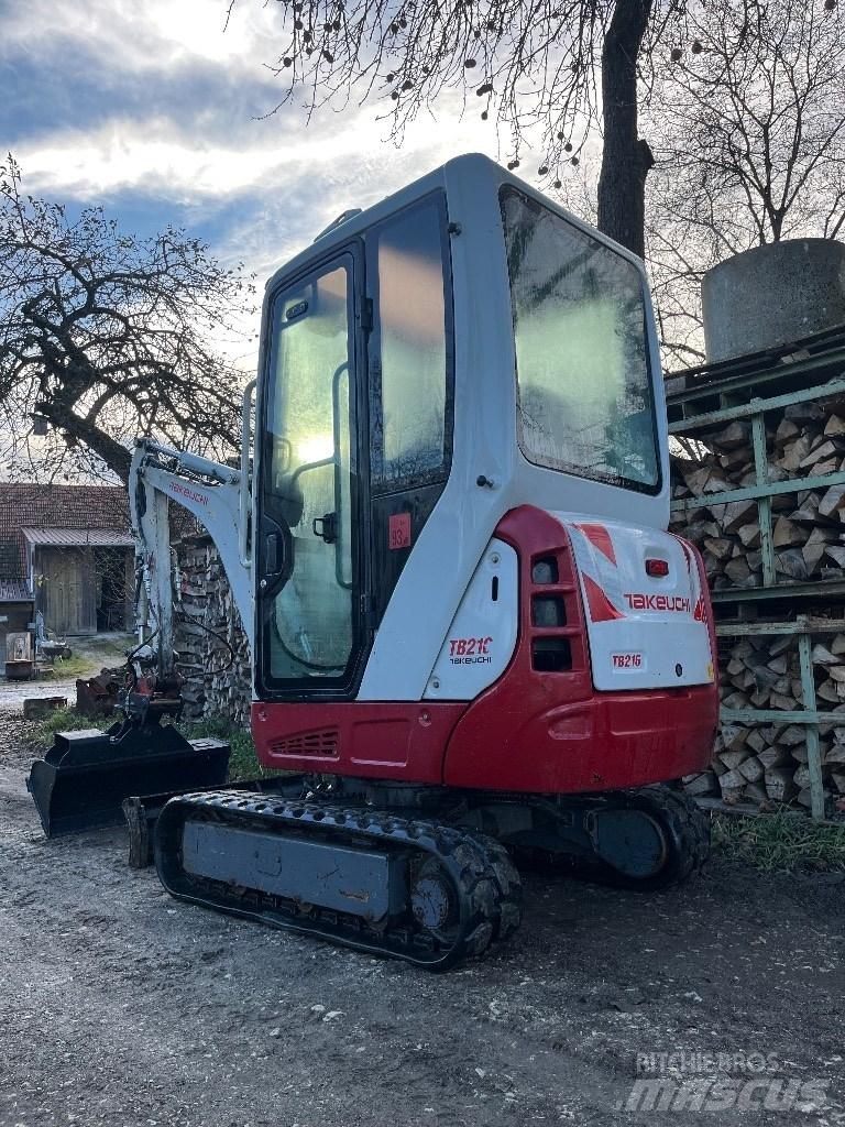 Takeuchi TB 216 حفارات صغيرة أقل من 7 طن (حفارات صغيرة)