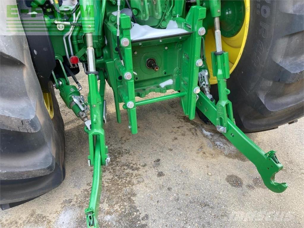 John Deere 6R 195 الجرارات