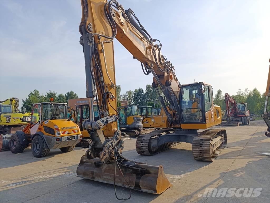 Liebherr R924LC حفارات زحافة