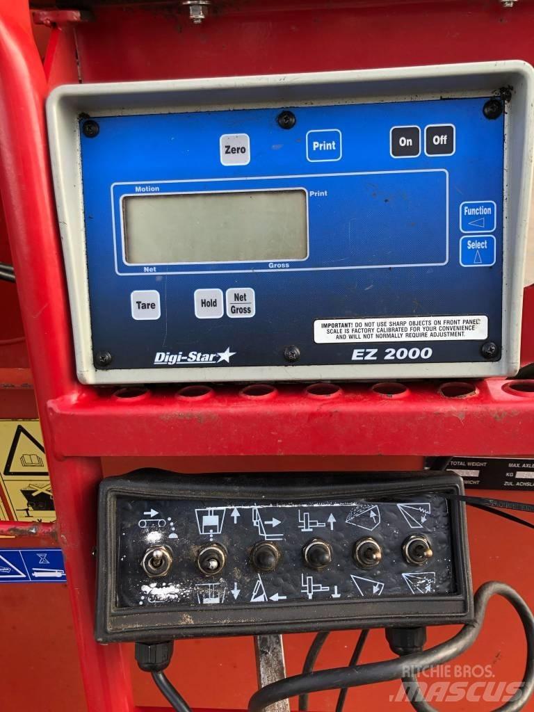 Trioliet TM-S 1200 ملقمات خلاط